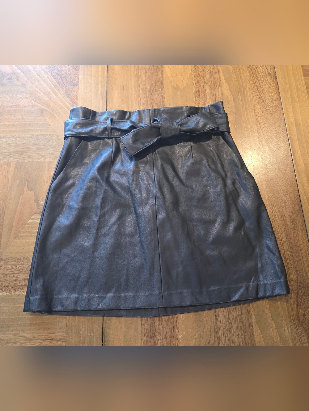 Banana Republic Factory Faux Leather Belted Black Short Skirt Sz 8 / Medium